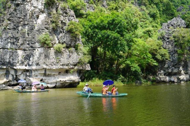 HaiLong bay cruise balcony - Ninh Binh Sightseeing  3day/2 night