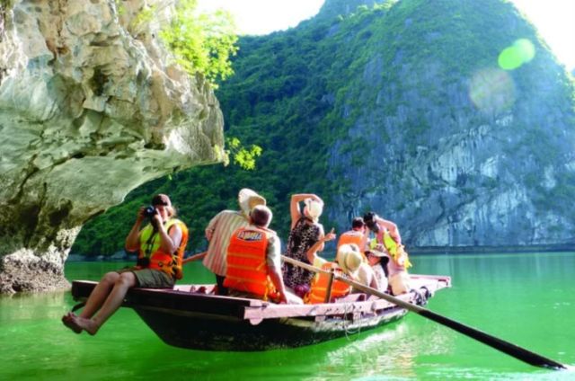 Sapa - Ninh Binh - Halong bay cruise 5day/ 4night